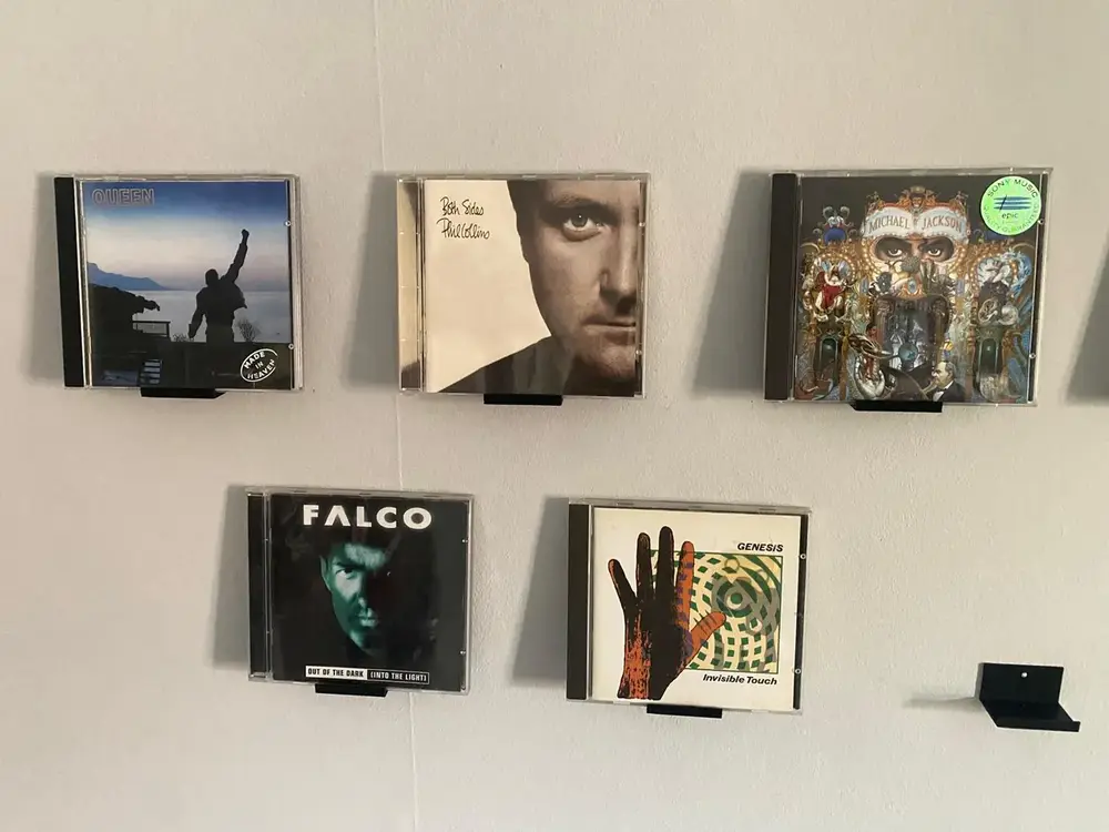 CD Wall Holder