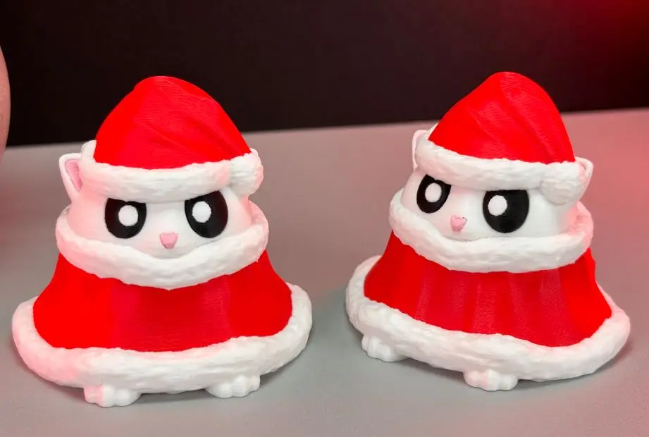 Cute Christmas Cat