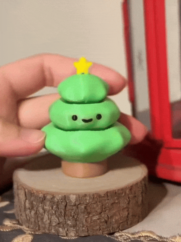 Cute Spinning Christmas Tree