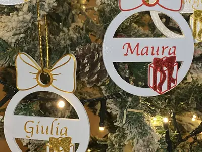 palla di natale con nome