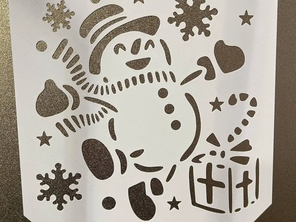 Snowman with present - Christmas - Stencil template
