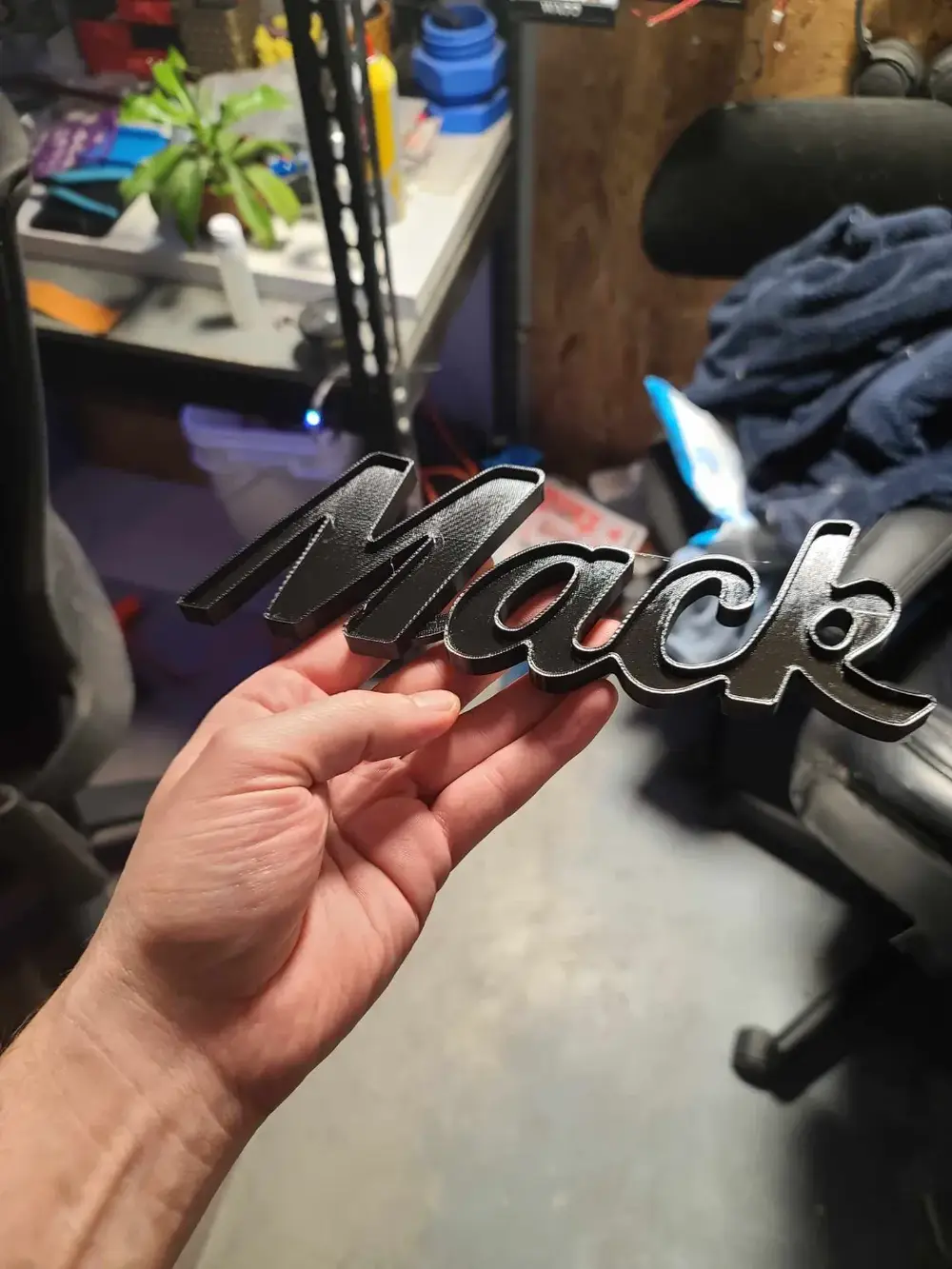 Mack Truck logo