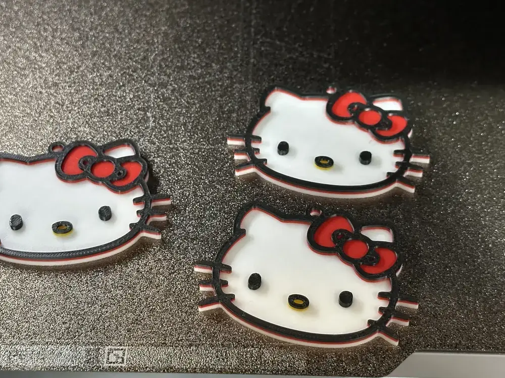 Hello kitty keychain