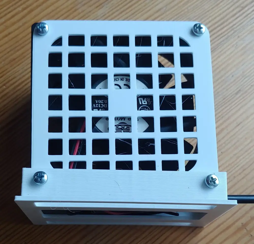Table ventilator with PC FAN