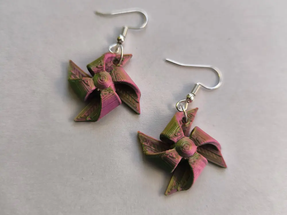 Pinwheel earring