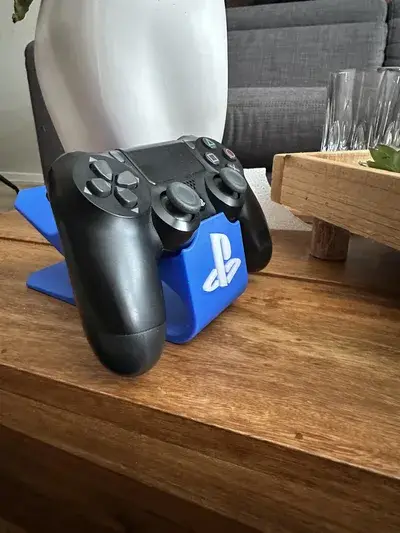 PS4 Controllers Stand