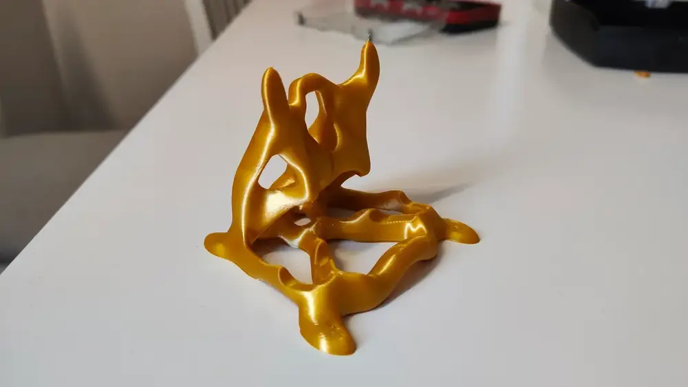 Generative Tablet/Phone Stand