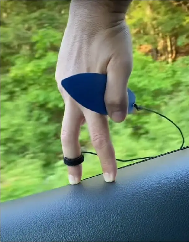 Finger Surfboard