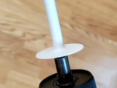 Plastic screw for polystyrene foam insulation