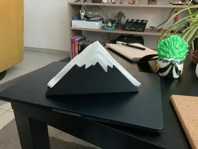 Mountain-Like Napkin Holder