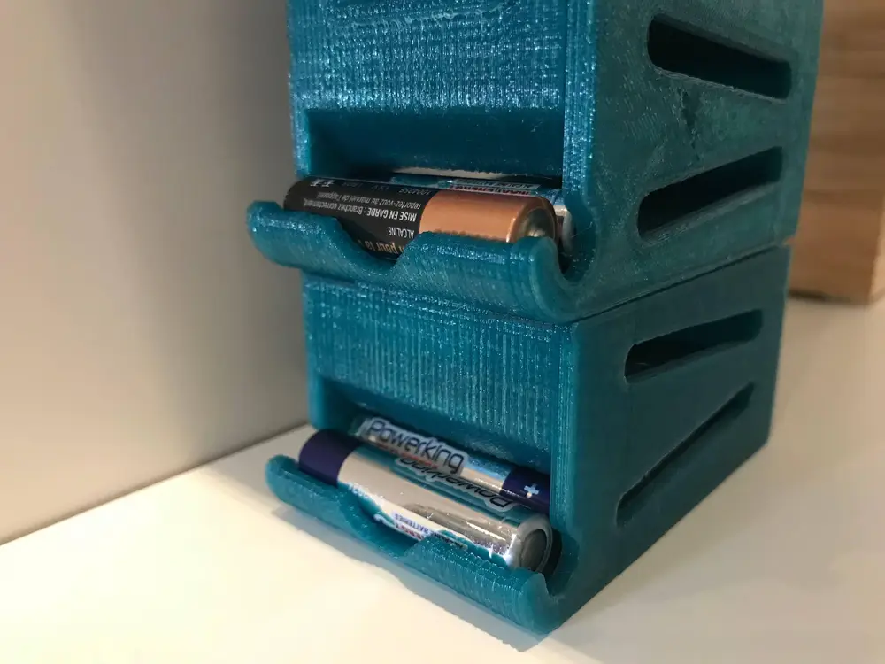 AAA battery dispenser mini stackable