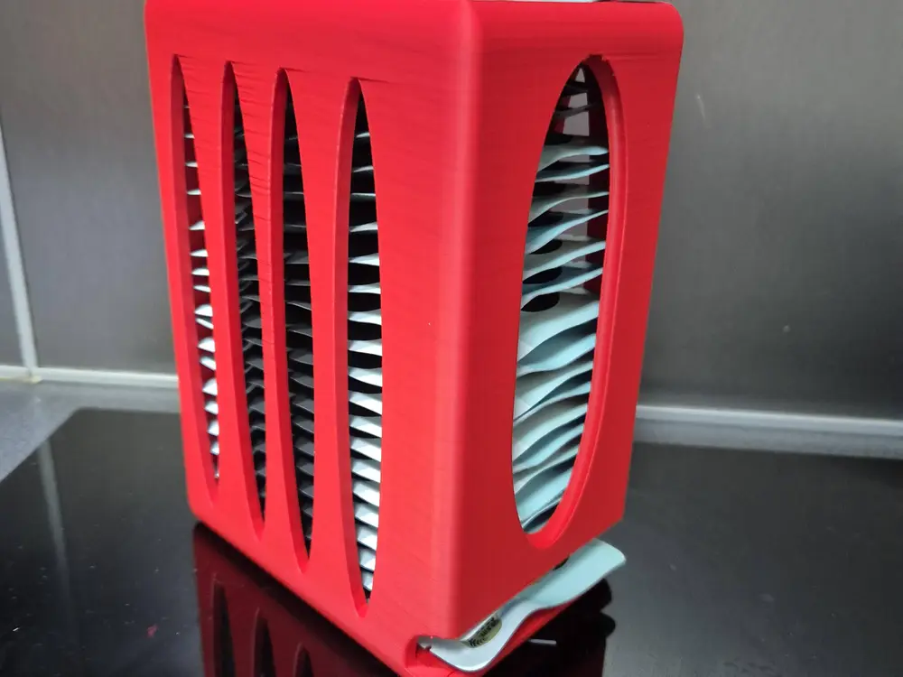 Pet food dispenser
