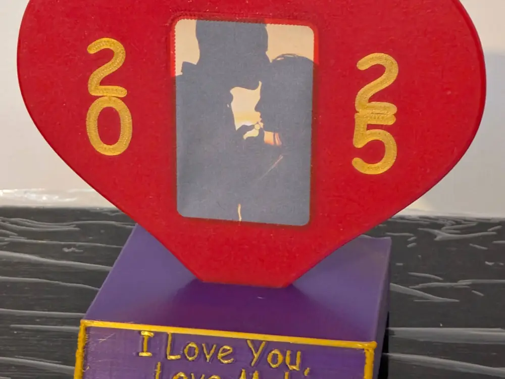3x5 Backlit Heart Picture Frame With Customizable Base