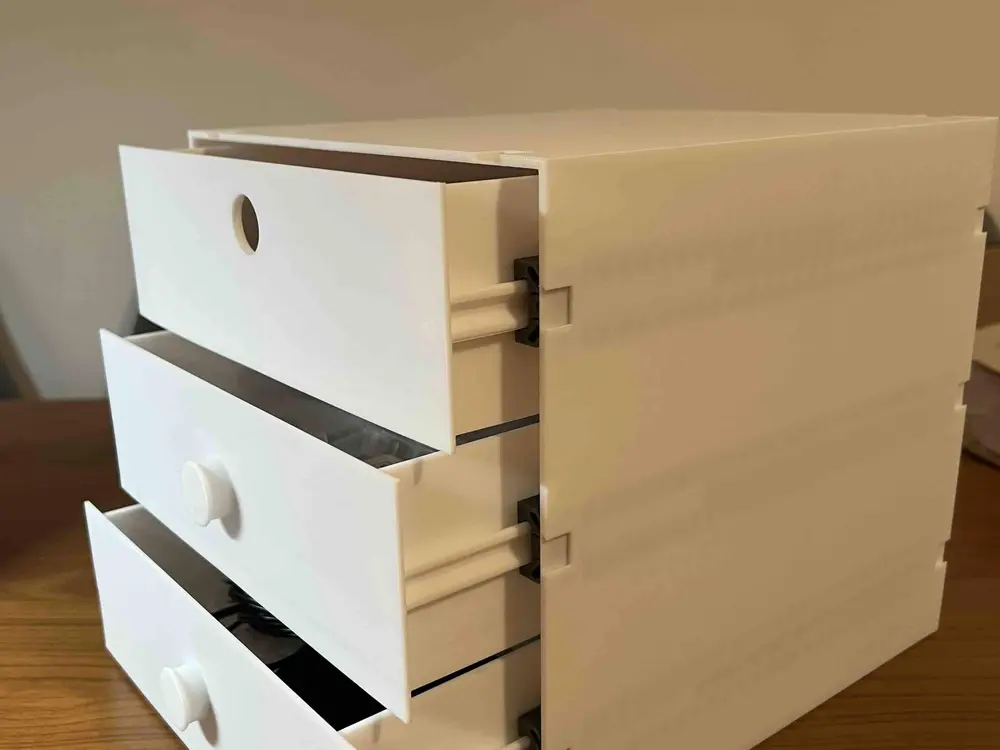 Fully opening modular drawers