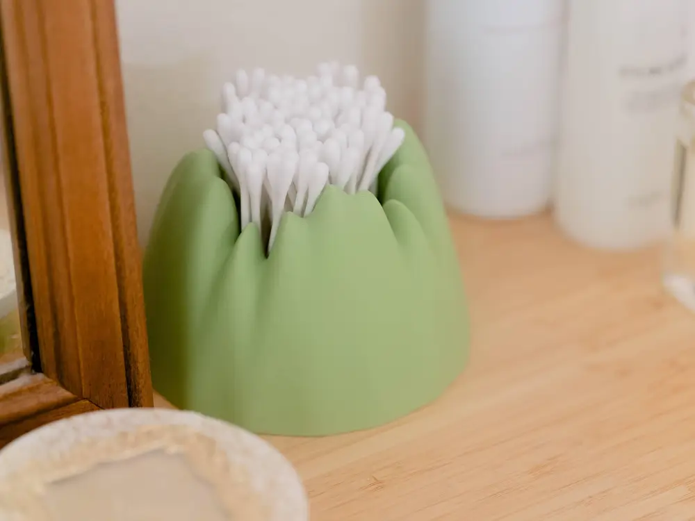 Mountain Crest Container
