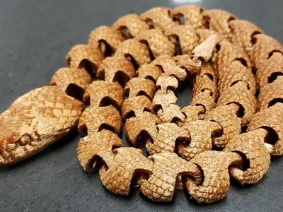 Serpiente Articulada Impresa en 3D – Movimiento Realista y Diseño Único