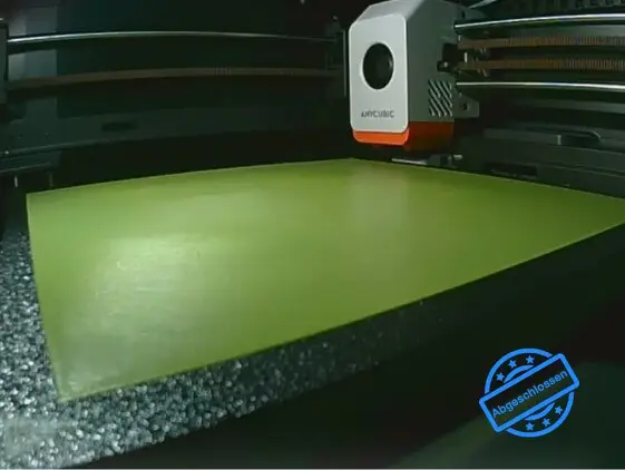 Erste Schicht Anycubic – also clean buildplate