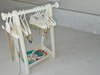 Necklace Holder