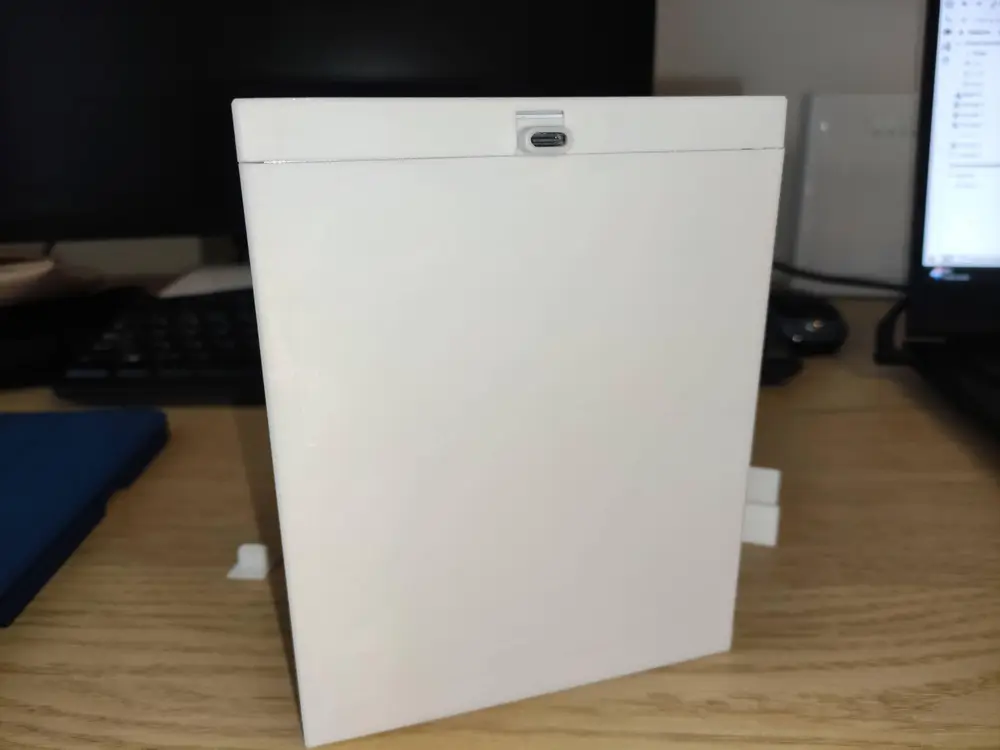 USB C cover LED photo frame