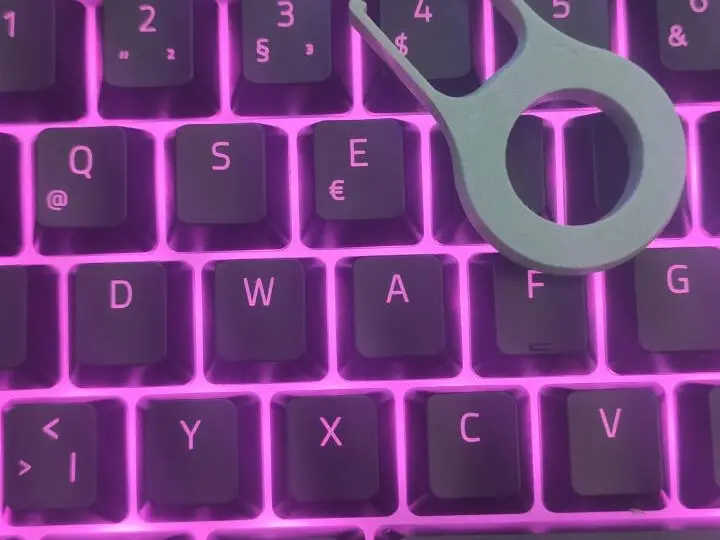 Key Cap Remover - Tastenentferner