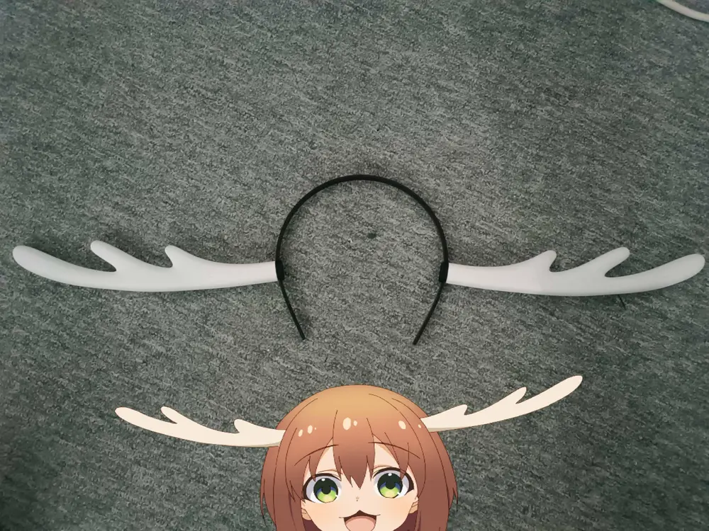 Shikanoko Nokonoko Koshitantan wearable deer antlers
