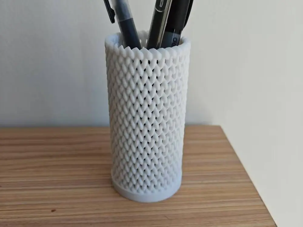 编织笔筒/Woven pencil holder