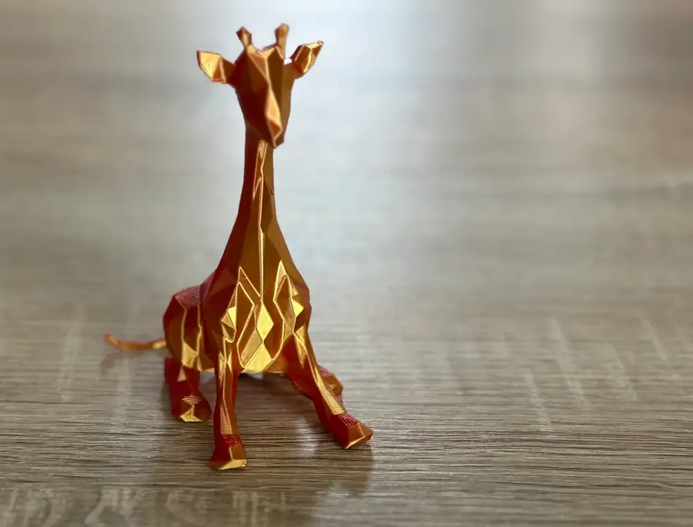 fidget : low poly giraffe