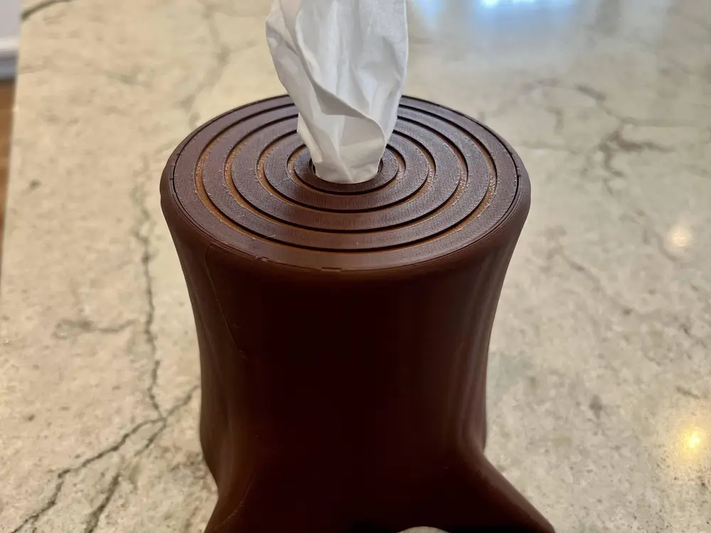 Nature’s Touch – Tree Stump Tissue Box