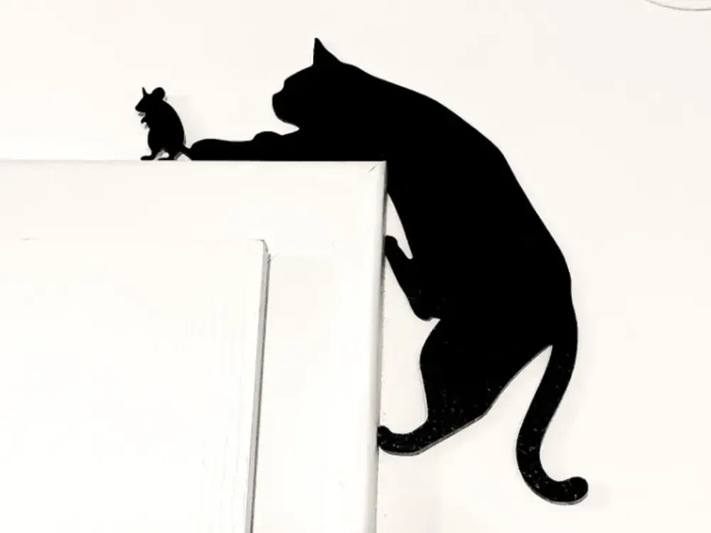 Cat and Mouse Door Corner