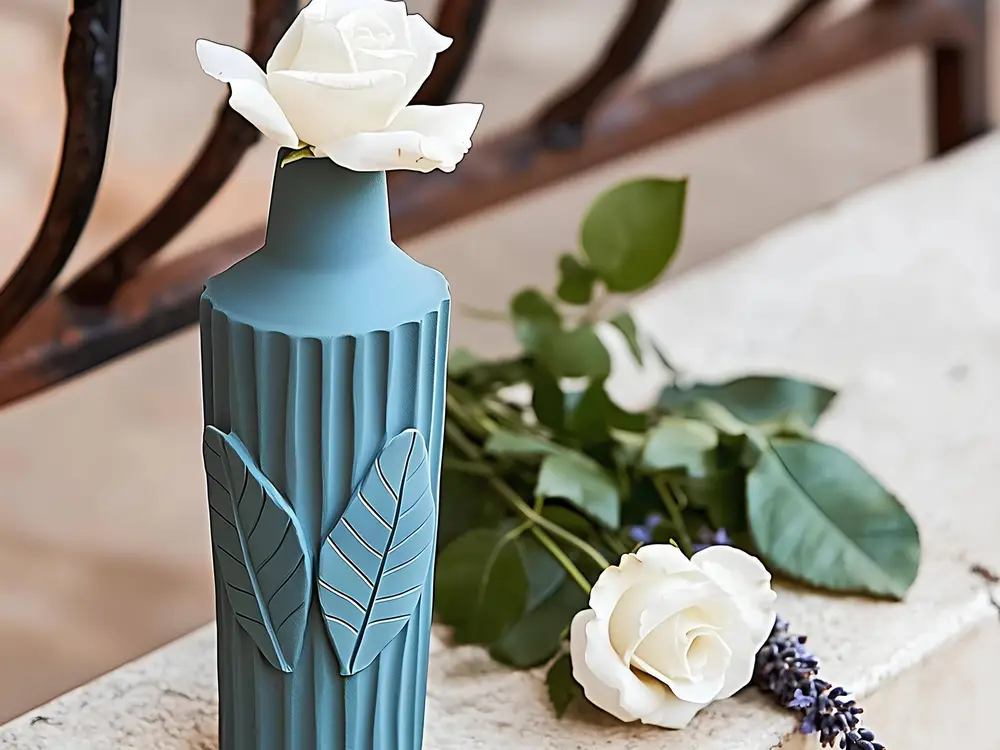 Leafline Vase