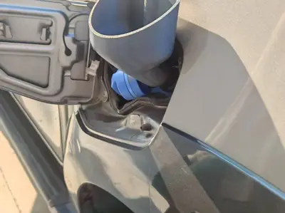 柴油皮卡尿素加注器