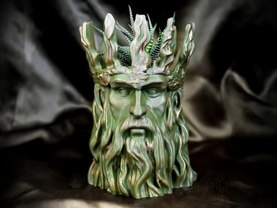 Forest King Vase / Planter