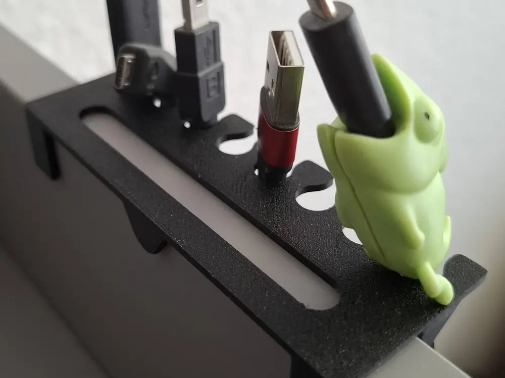 IKEA HAUGA - USB Cable Holder / USB-Kabelhalter
