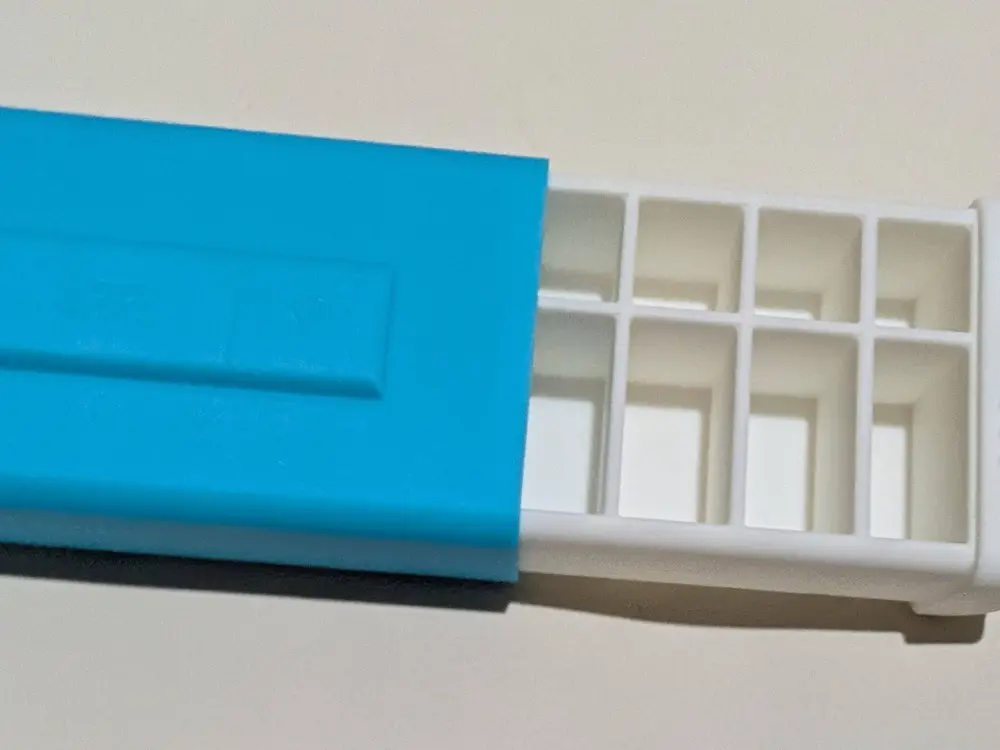 pill organizer