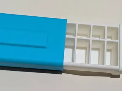 pill organizer
