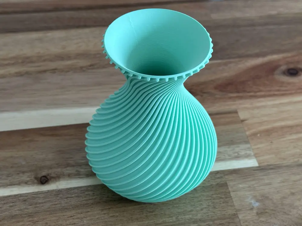 Stunning Twisted Vase