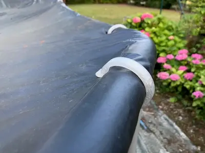 Pool cover clip