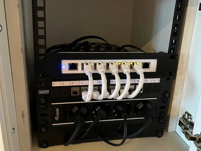 Unifi USW-Ultra 10-inch rack mount