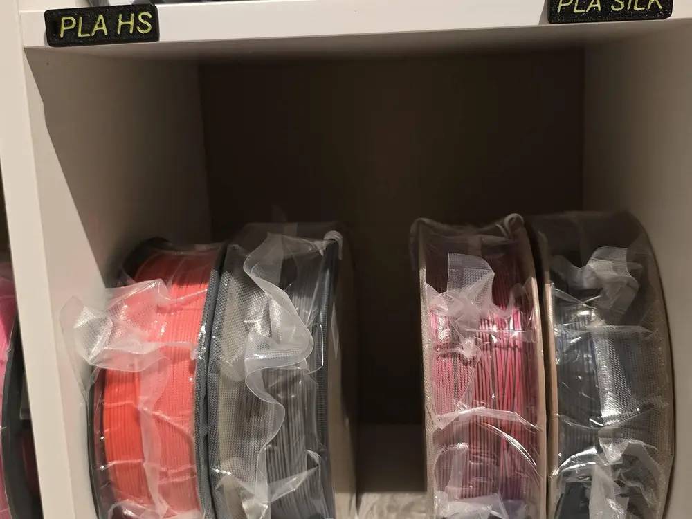 Filament name tag