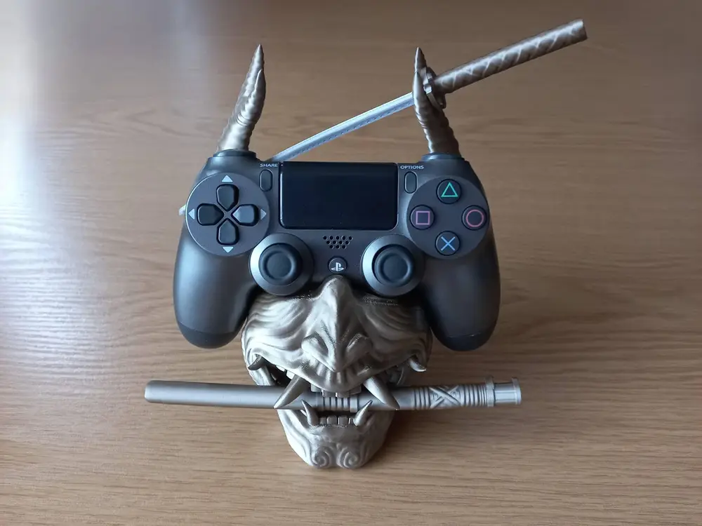 Oni Mask Controller Stand