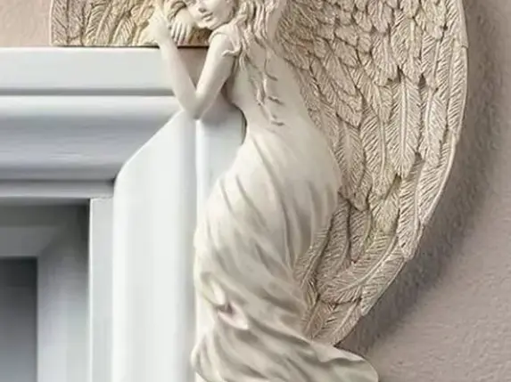 Angel Door Deco right side