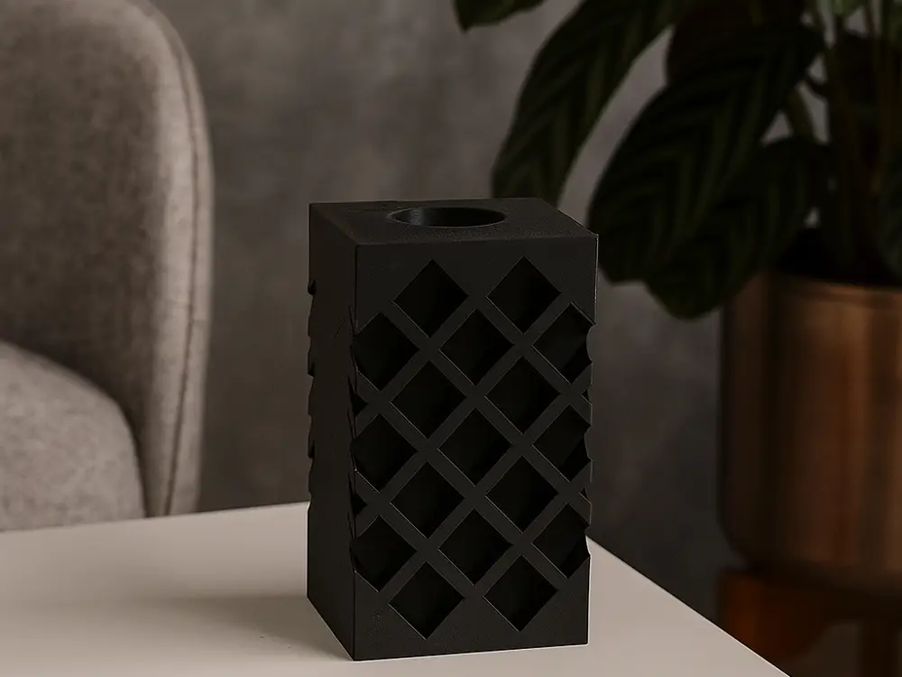 Cellario Vase