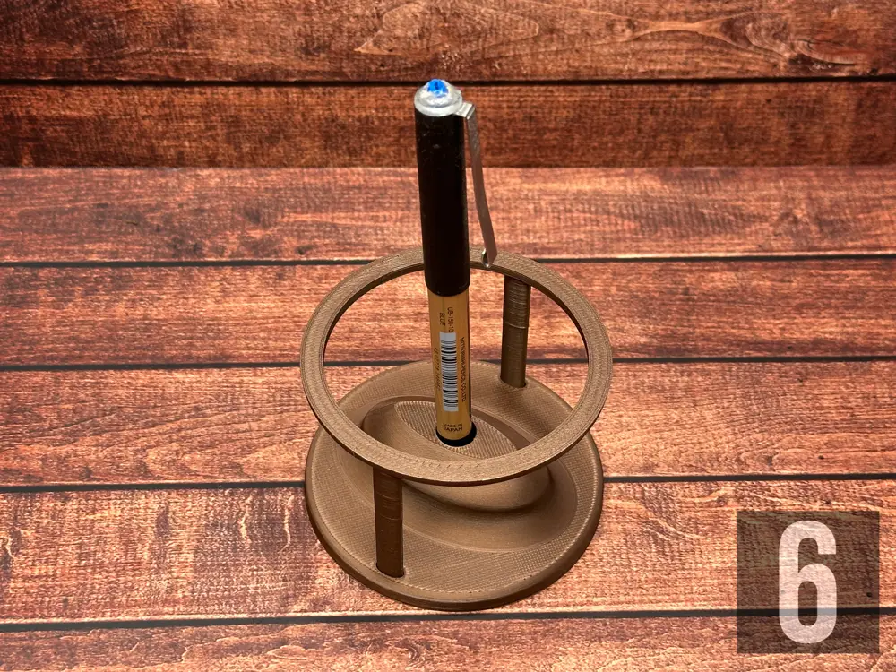 Stylish Desktop Pen Holder