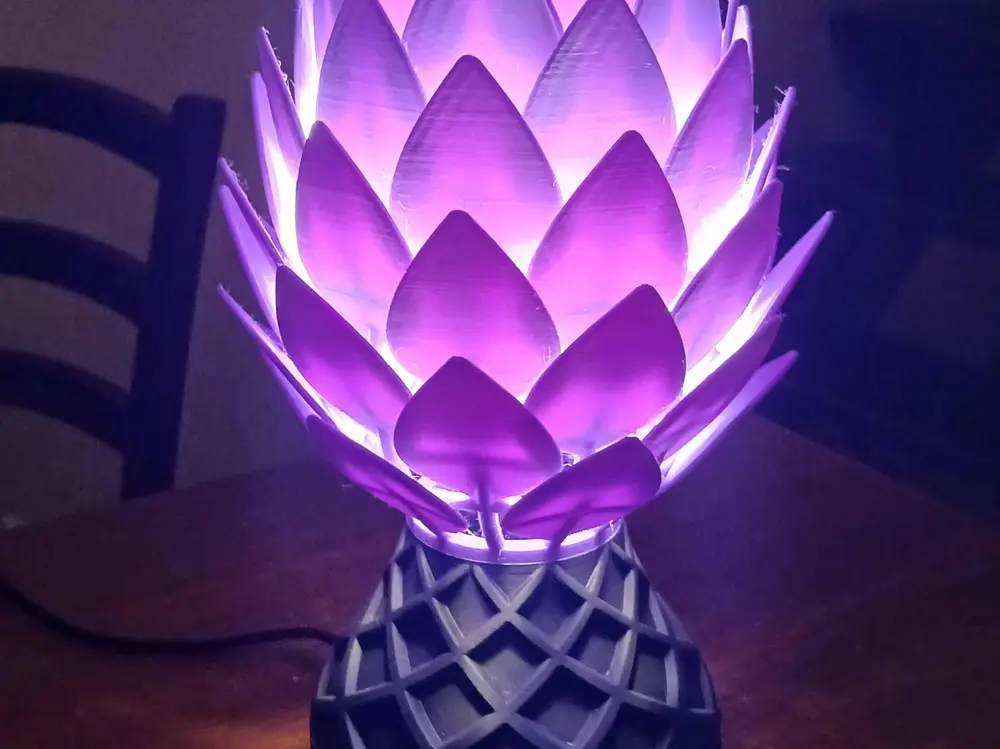 Lamp with floral shape