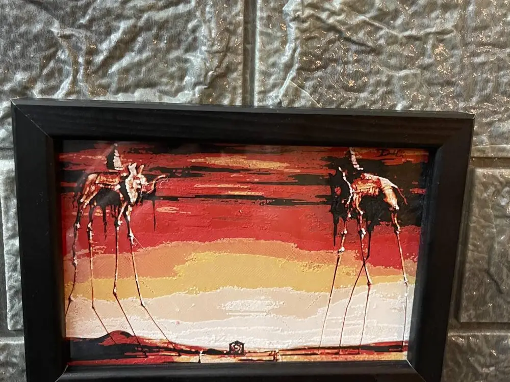 Salvador Dalí "Elephants" HueForge