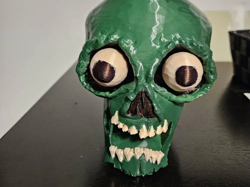 Locking Skull Box Awooga!! Version 2 (Secret Compartment)