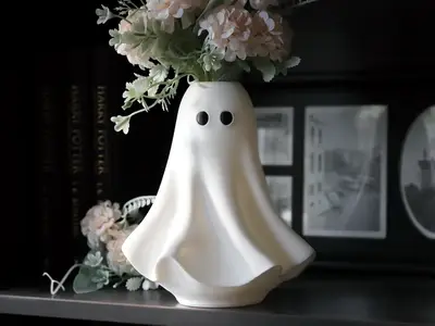 Ghost Vase