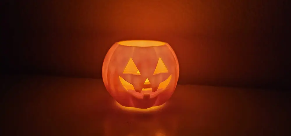 Halloween pumpkin tealight
