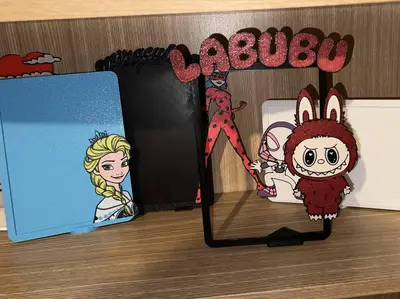 Labubu cover photo 18 x 15 cm