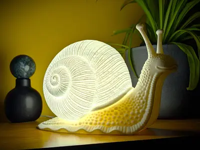 Luminous Lumina Snail Desk Lamp Desk Led lamp